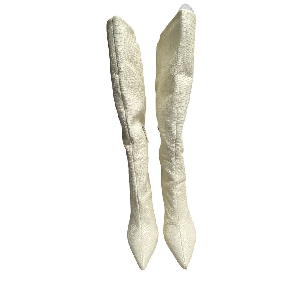 Raye Yasmin Boot In White Size 9 - image 3